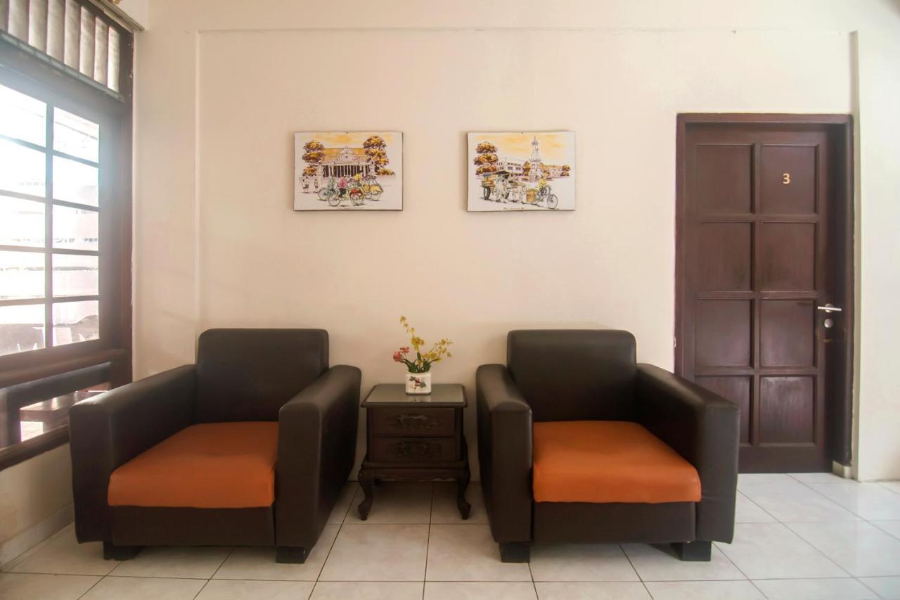 מלון יוגיאקרטה Oyo 201 Emdi House Timoho מראה חיצוני תמונה